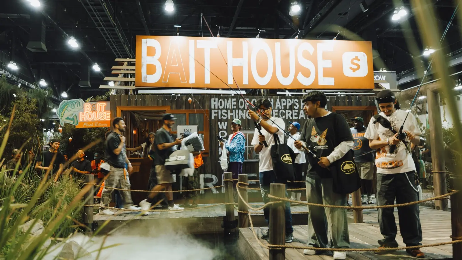 Jack Dorsey’s Block Donates One Bitcoin to a ComplexCon Attendee