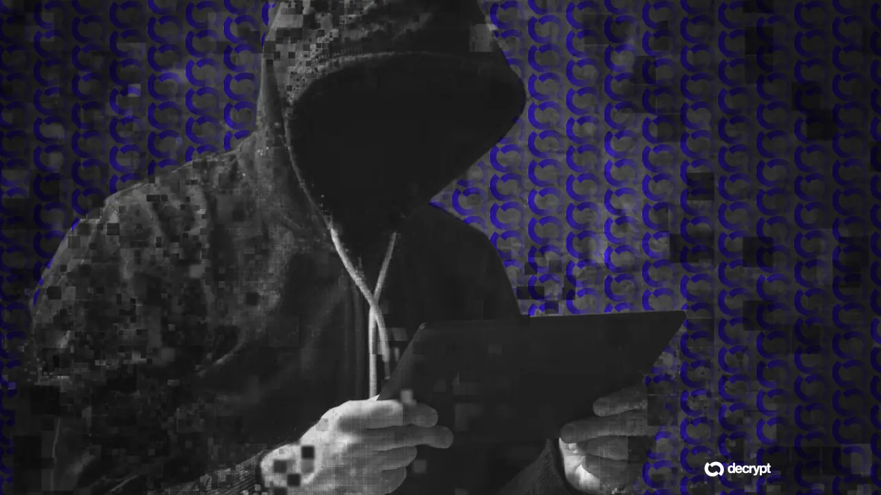 Scammer Loses $4.8 Million in Bitcoin to Compromised Ledger Wallets